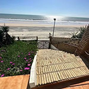 https://a-la-orilla-del-mar.es-andalucia.com